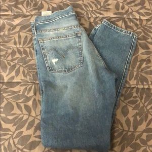 Levi’s 501 high waist jeans 27 30 rip knees